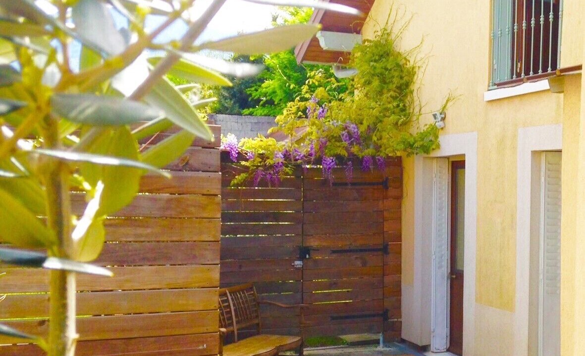 Photo of Patio Balcony in Aix-les-Bains