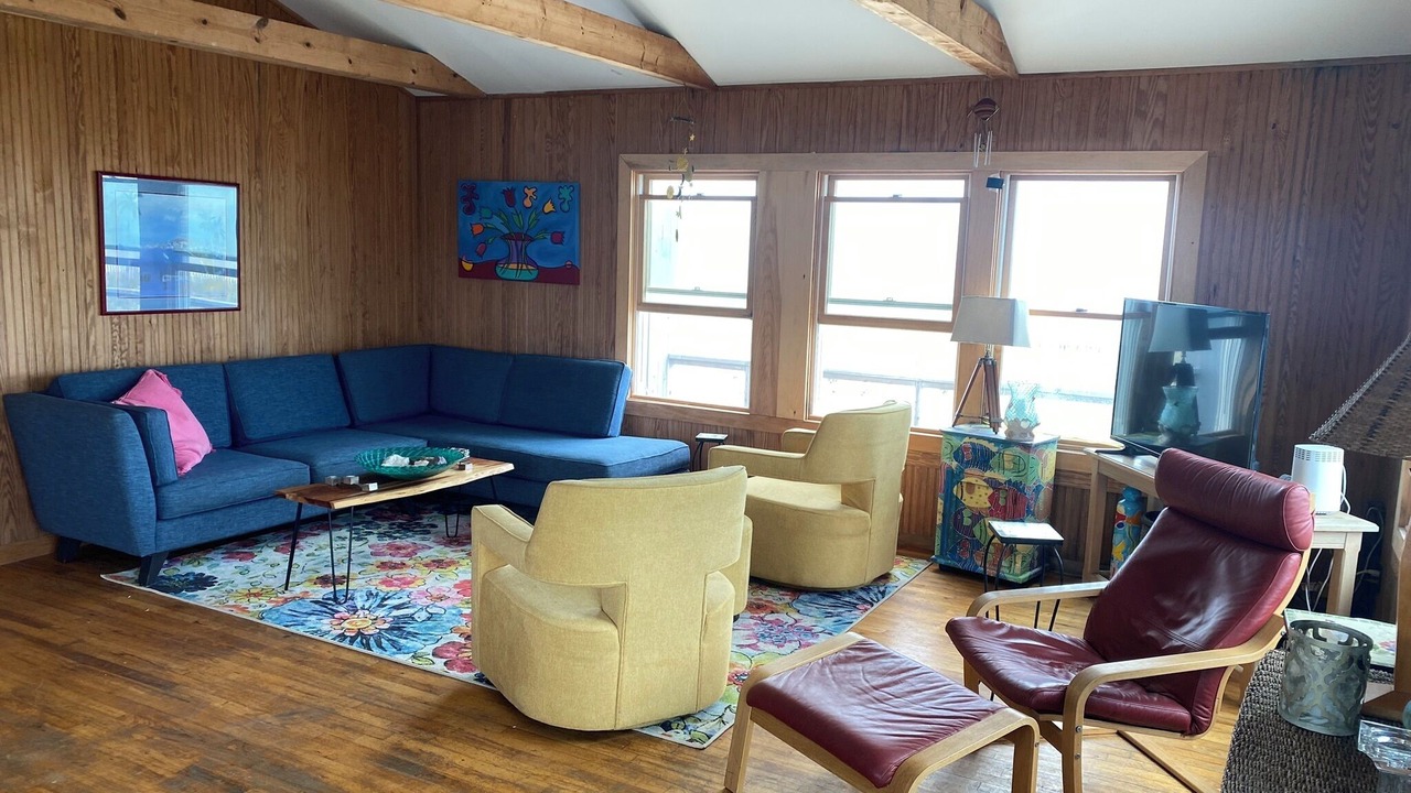 Photo of Livingroom in Ocean Beach