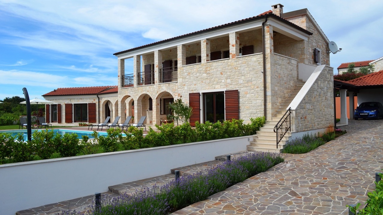 Photo of Outdoor in Mofardini