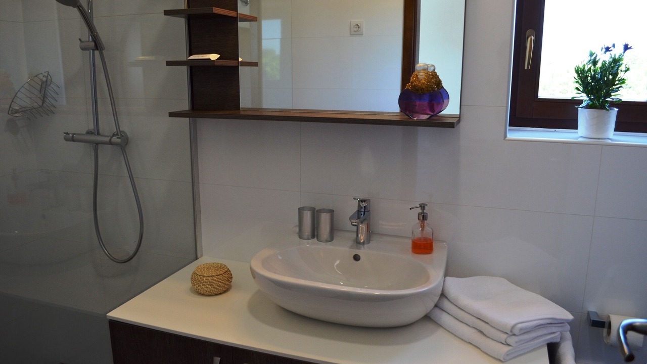Photo of Bathroom in Mofardini