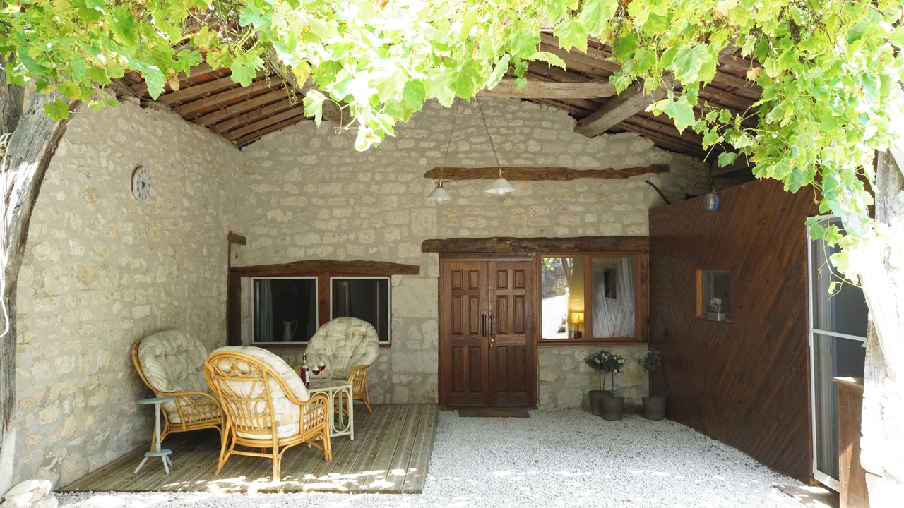 Photo of Patio Balcony in Montaigu-de-Quercy