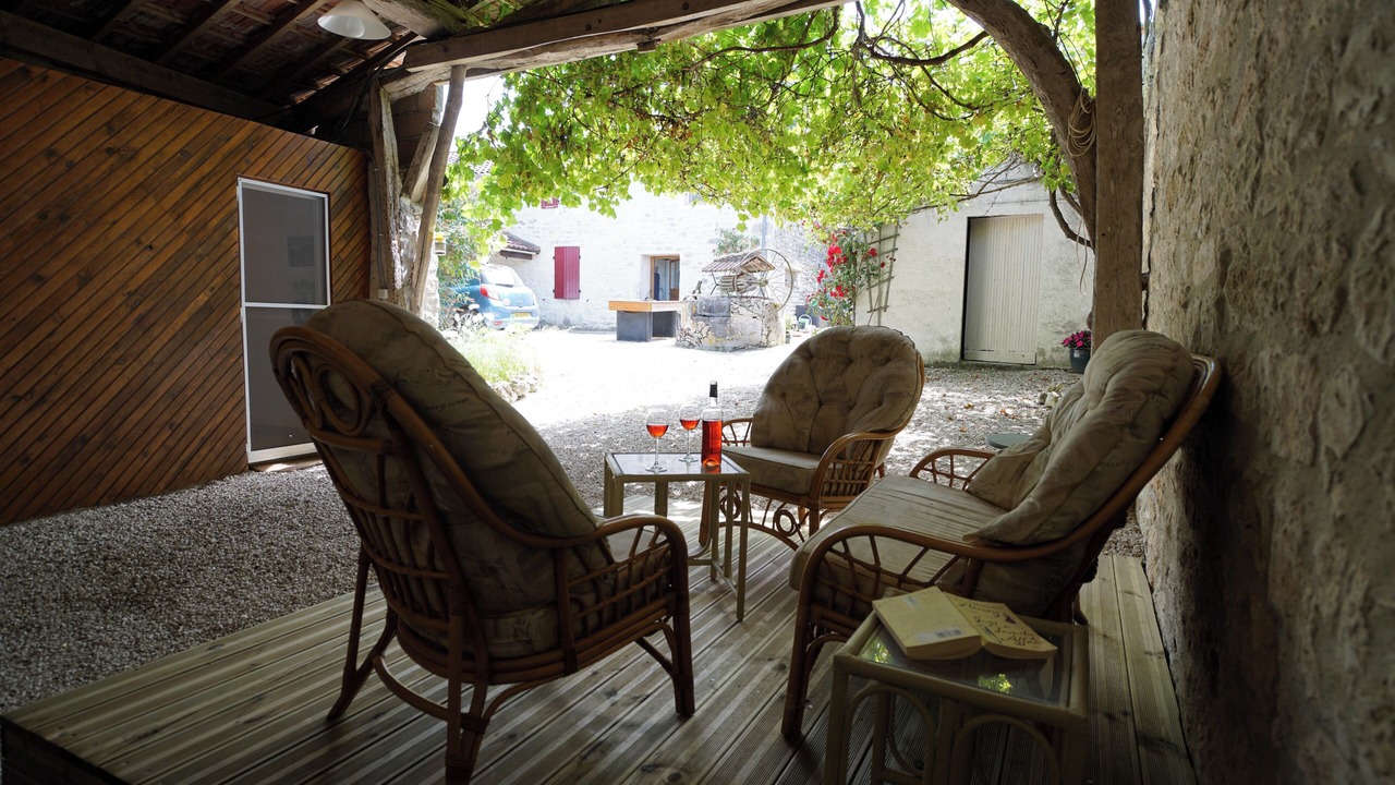 Photo of Patio Balcony in Montaigu-de-Quercy
