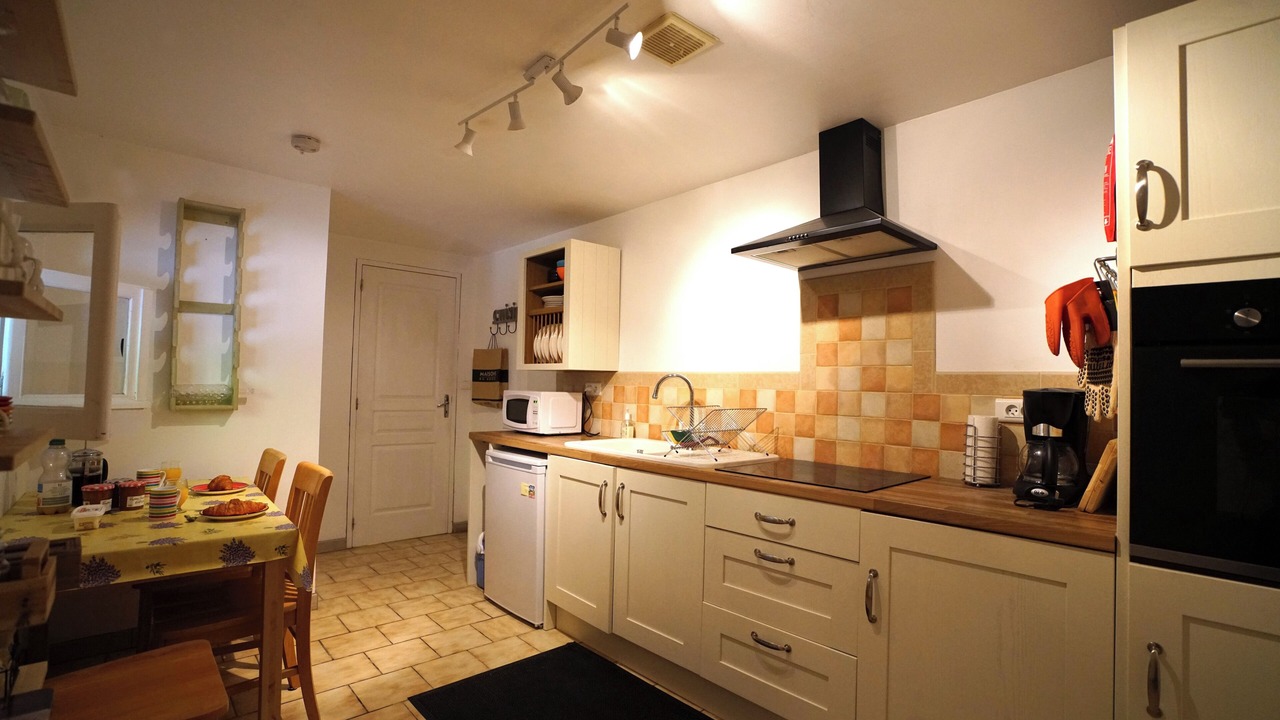 Photo of Kitchen in Montaigu-de-Quercy