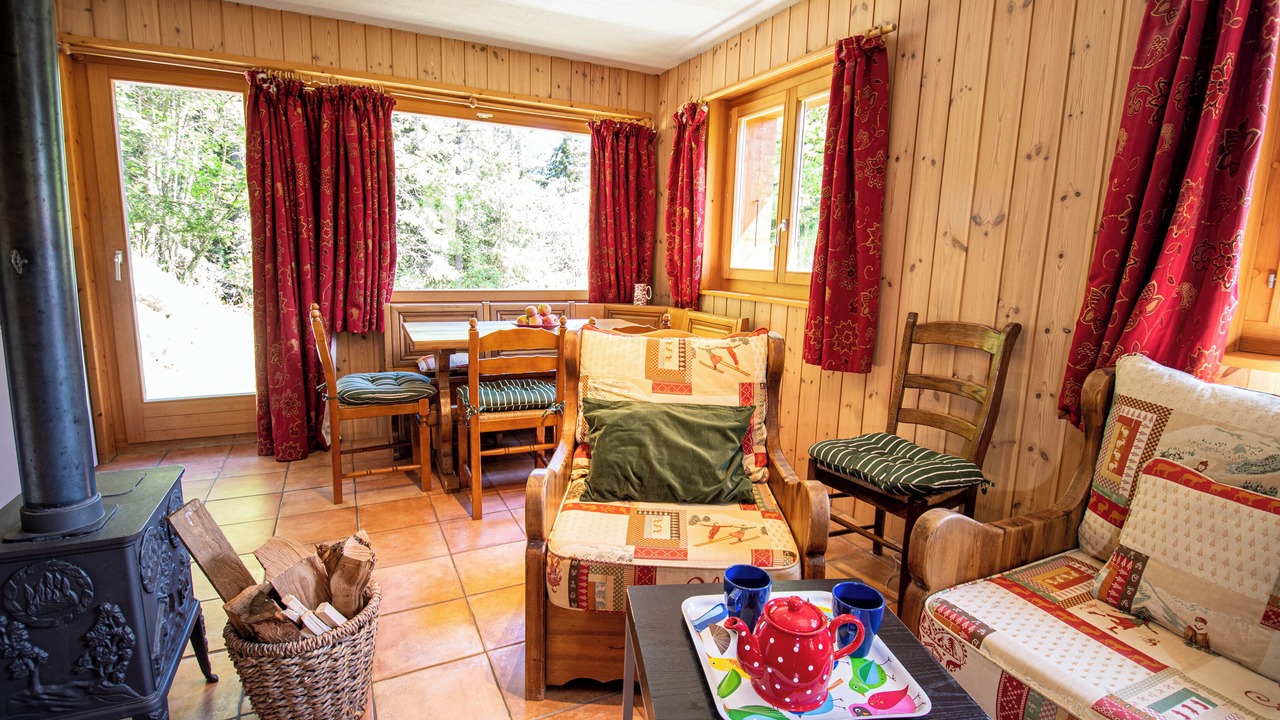 Photo of Livingroom in Ayer