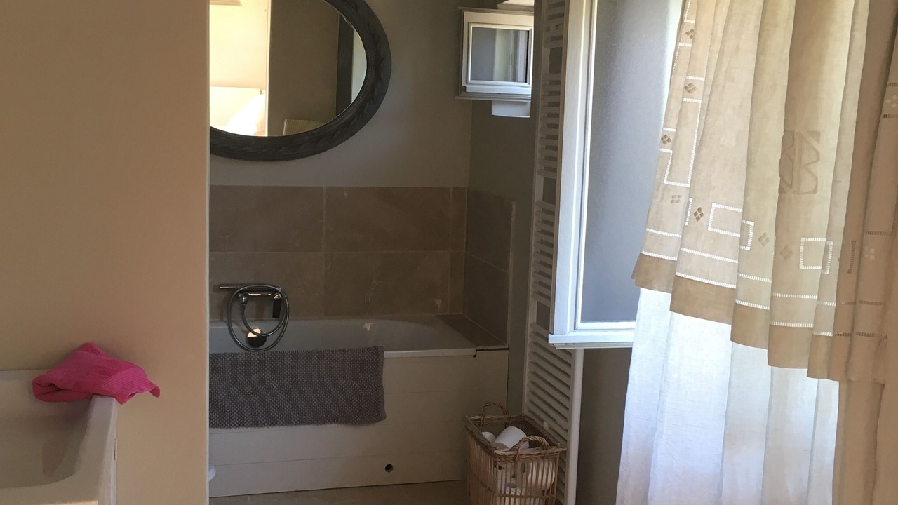 Photo of Bathroom in Sardan