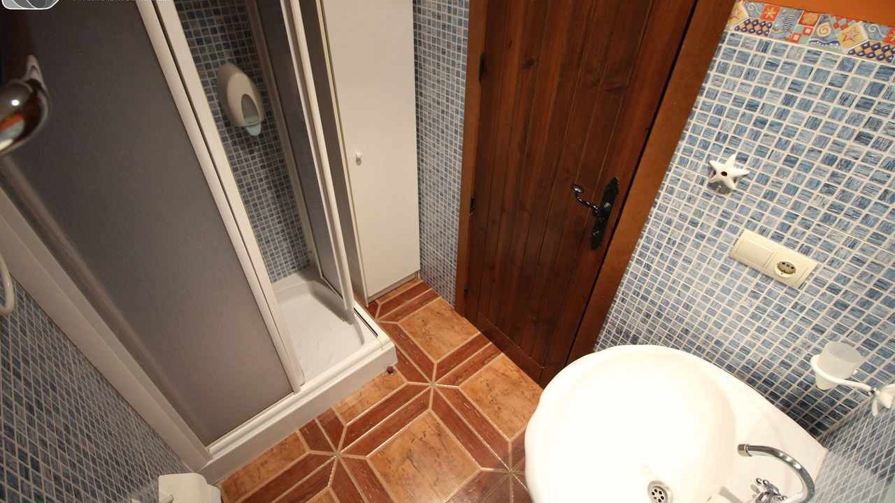 Photo of Bathroom in Enguidanos