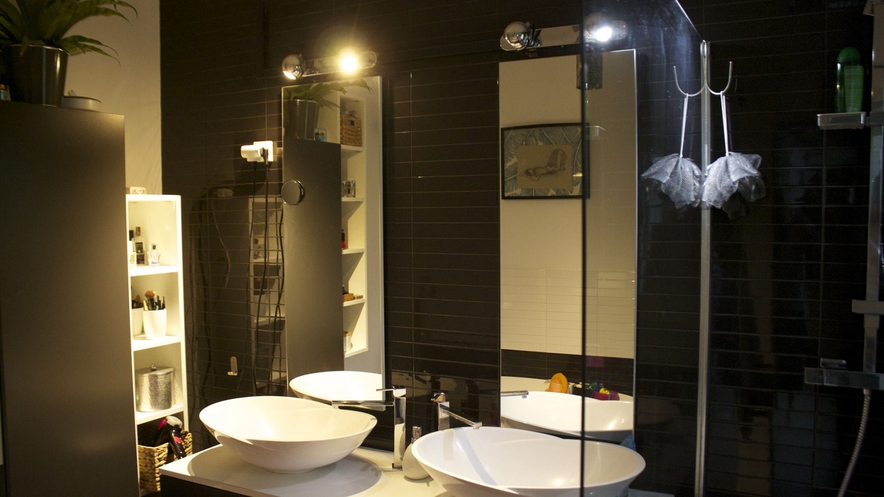 Photo of Bathroom in Alco