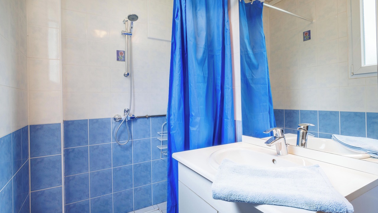 Photo of Bathroom in Lau-Balagnas
