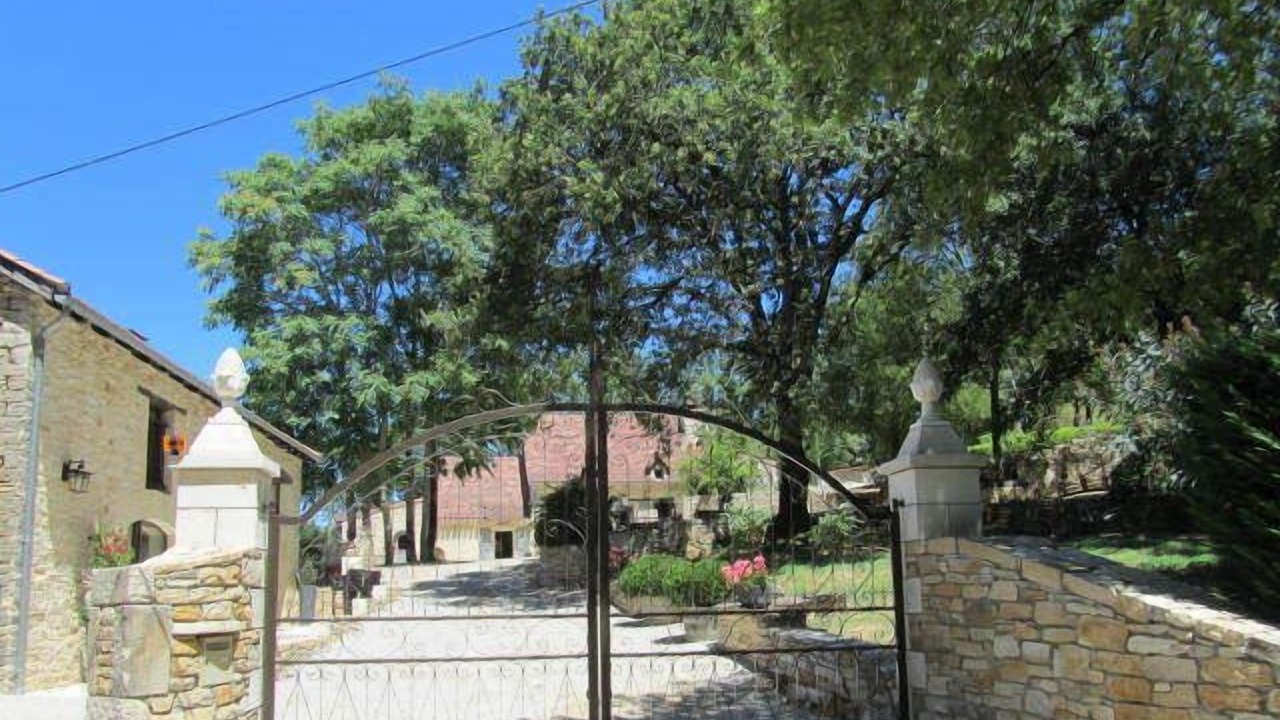 Photo of Outdoor in Pontcirq