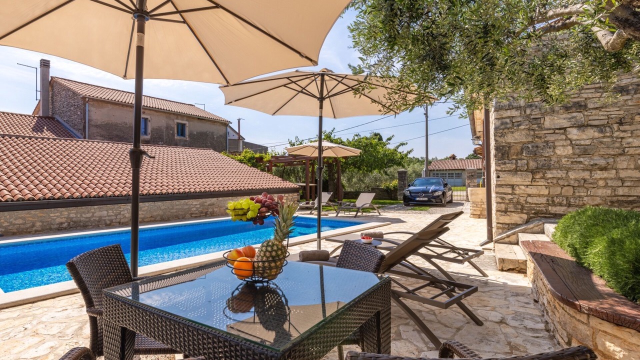 Photo of Outdoor in Kastel