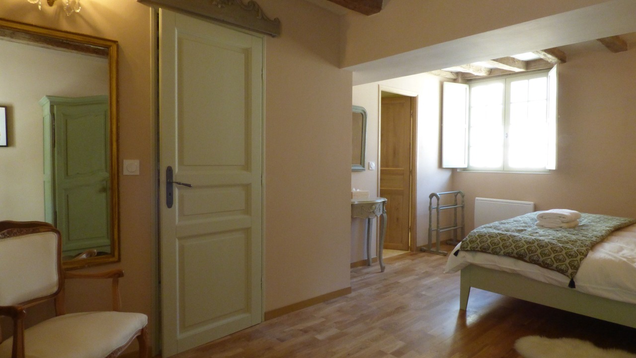 Photo of Bathroom in Montsoreau
