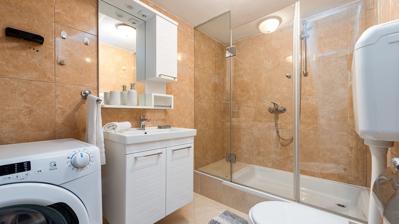 Photo of Bathroom in Lisicici