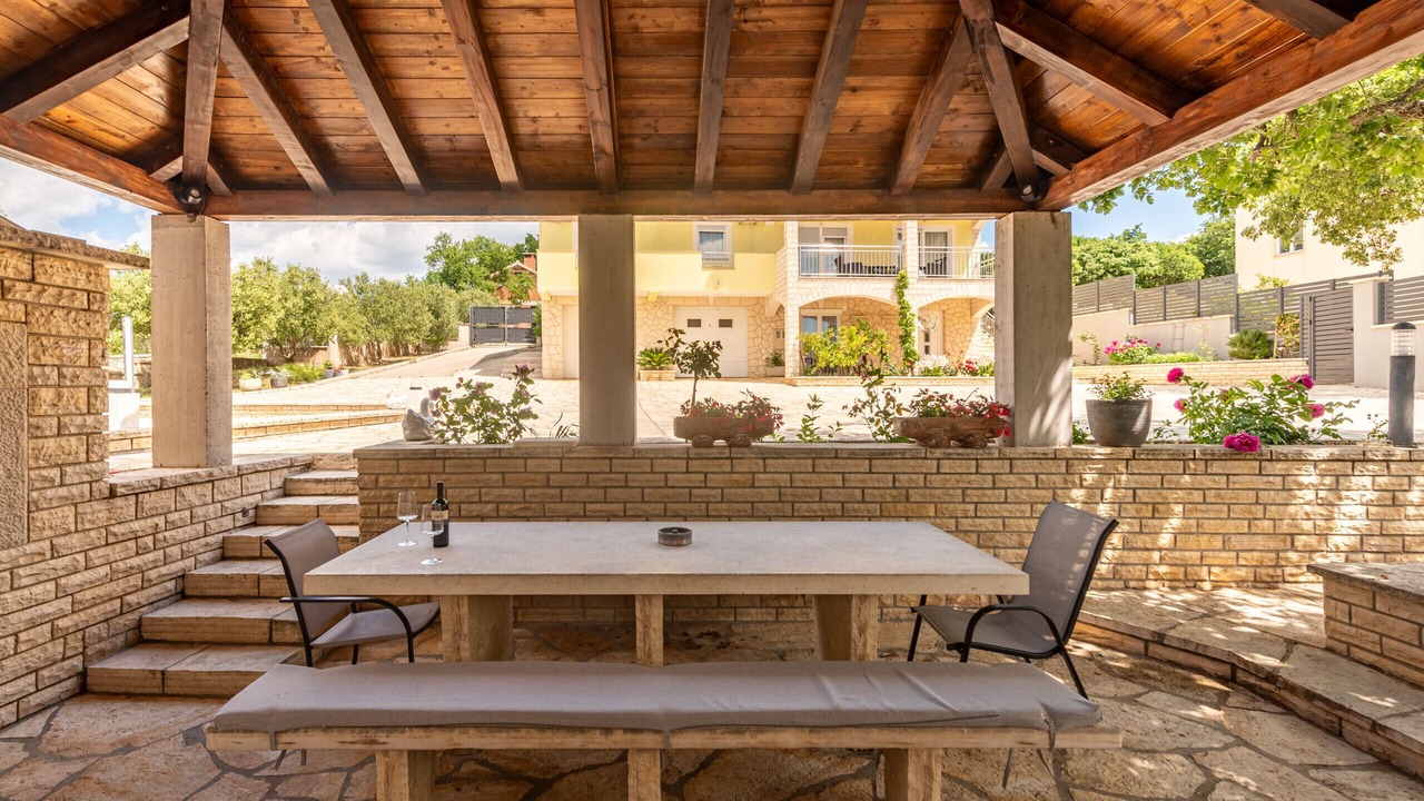 Photo of Outdoor in Lisicici
