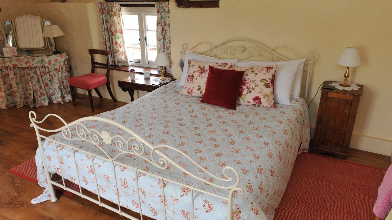 Photo of Bedroom in Crowcombe