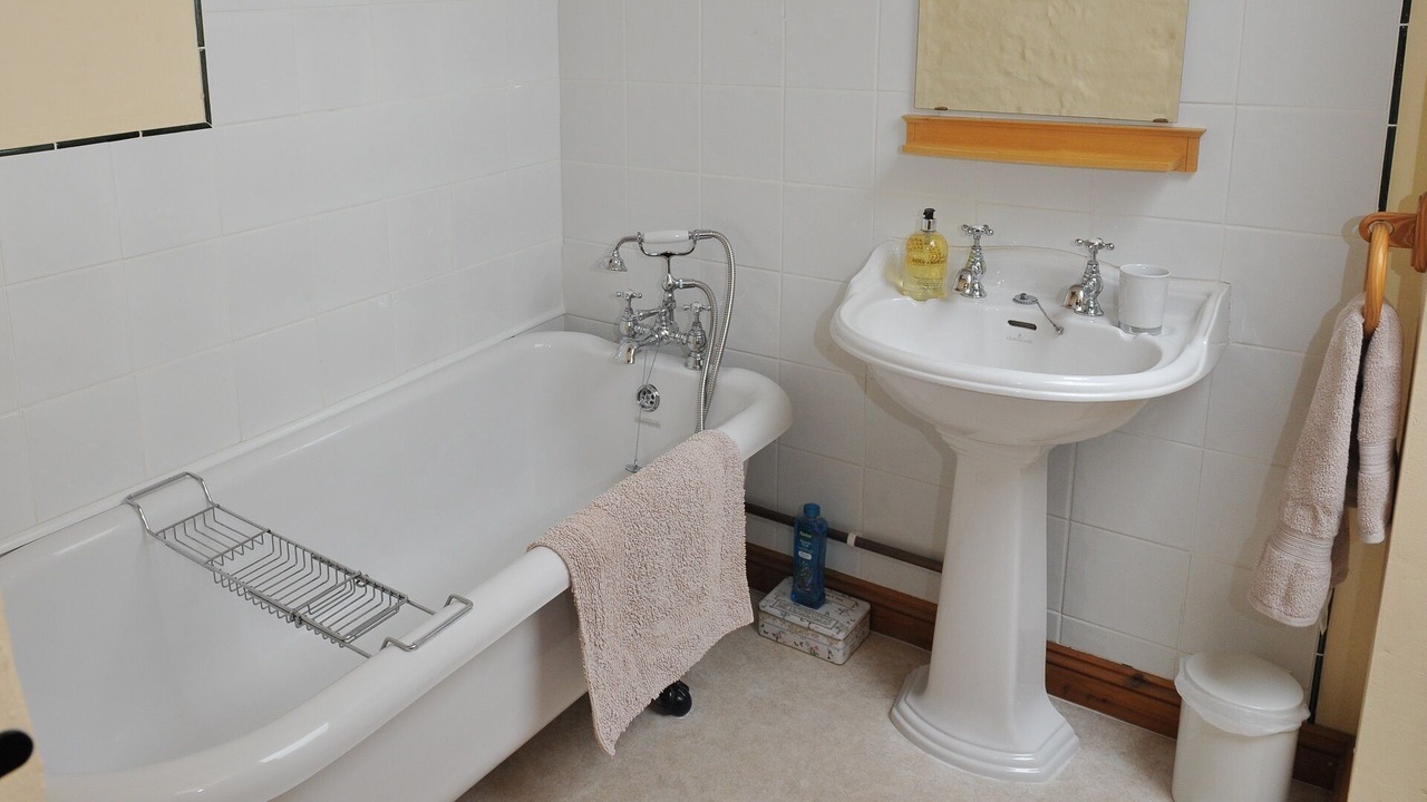 Photo of Bathroom in Crowcombe