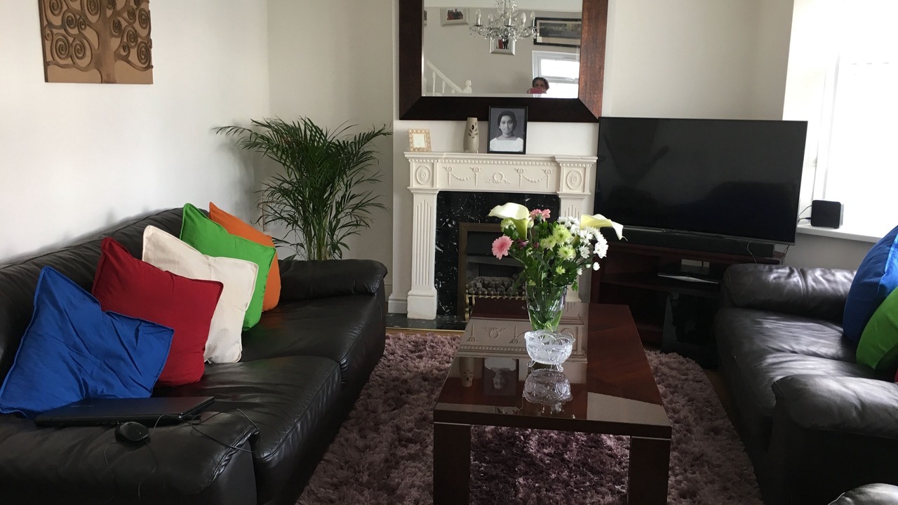 Photo of Livingroom in Hounslow Heath