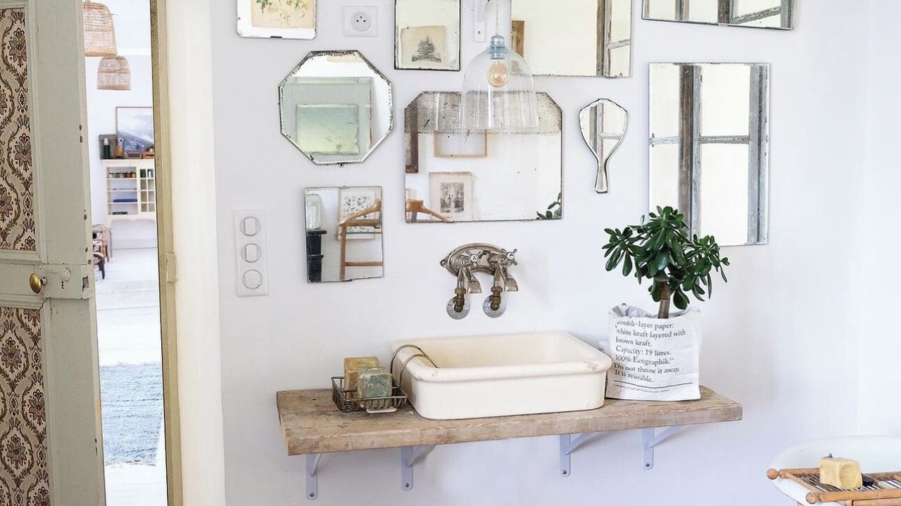 Photo of Bathroom in Berou-la-Mulotiere