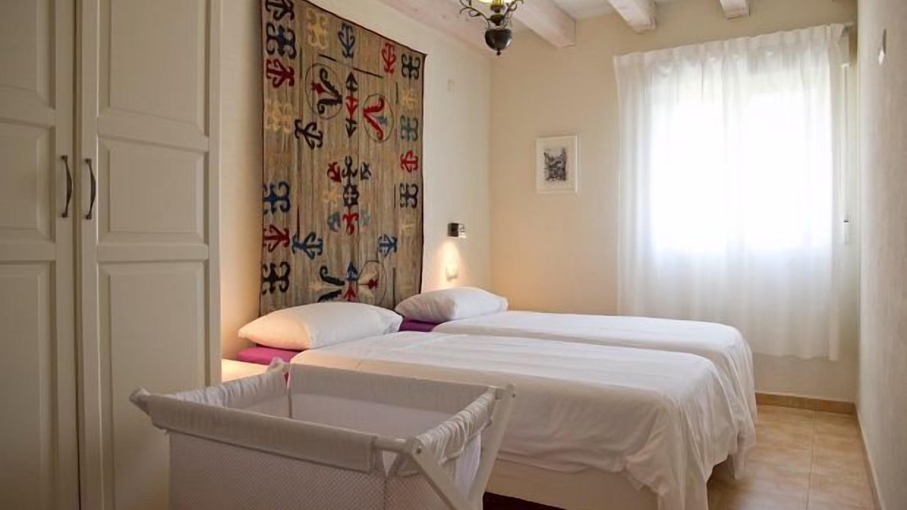 Photo of Bedroom in San Martin de de Amsscoa