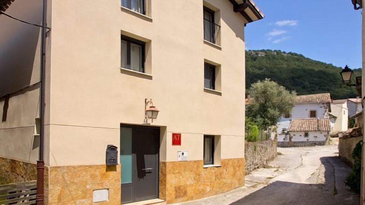 Photo of Outdoor in San Martin de de Amsscoa