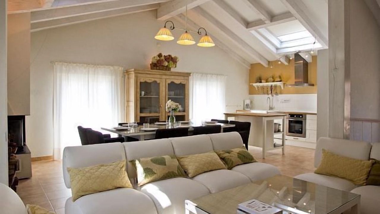 Photo of Livingroom in San Martin de de Amsscoa