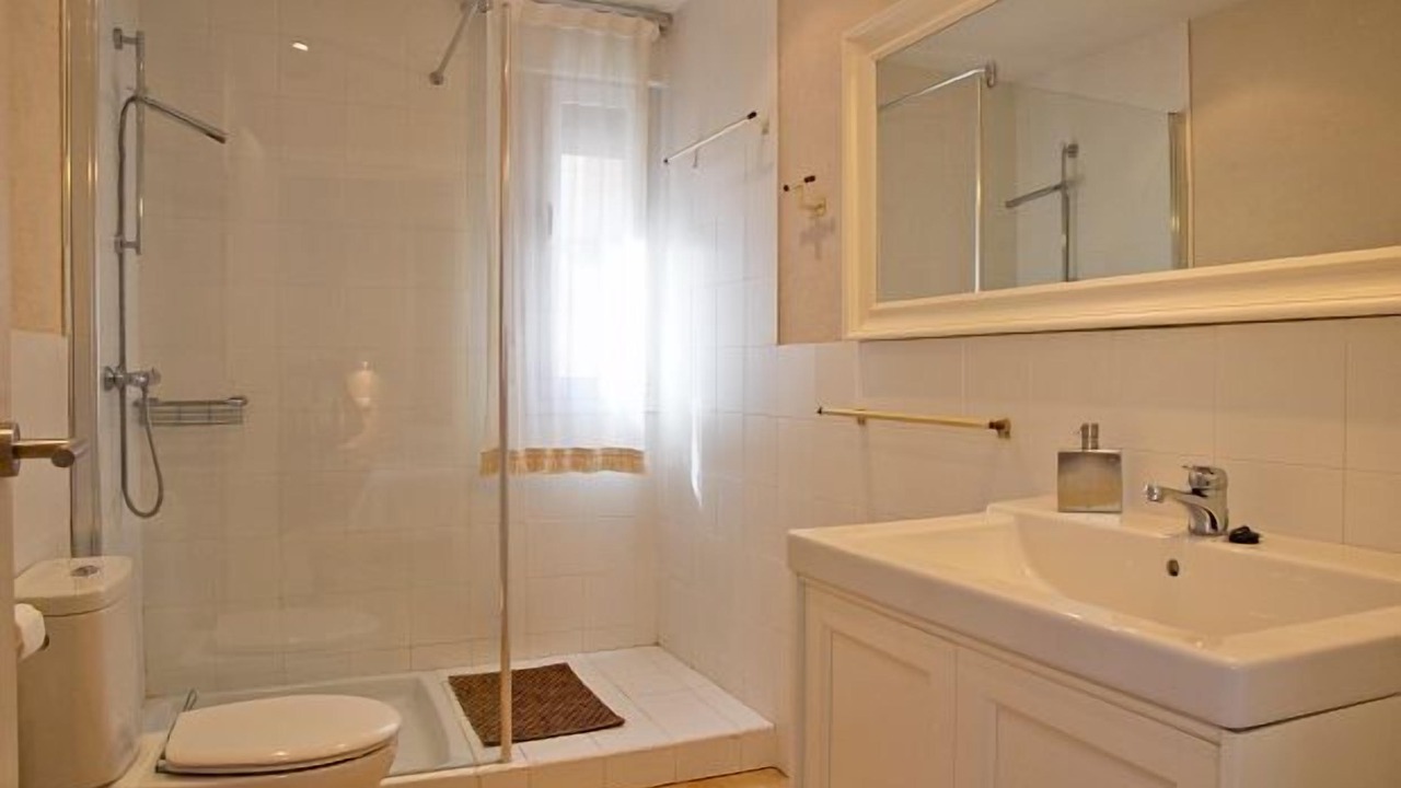 Photo of Bathroom in San Martin de de Amsscoa