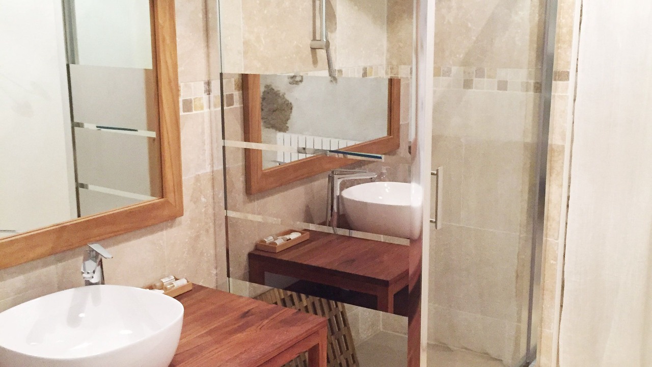Photo of Bathroom in Nerac