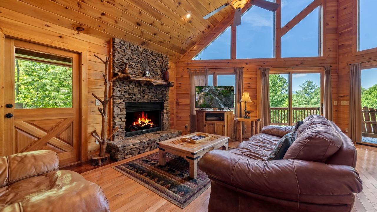 Photo of Bedroom in Mineral Bluff