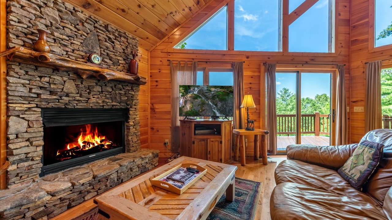 Photo of Bedroom in Mineral Bluff