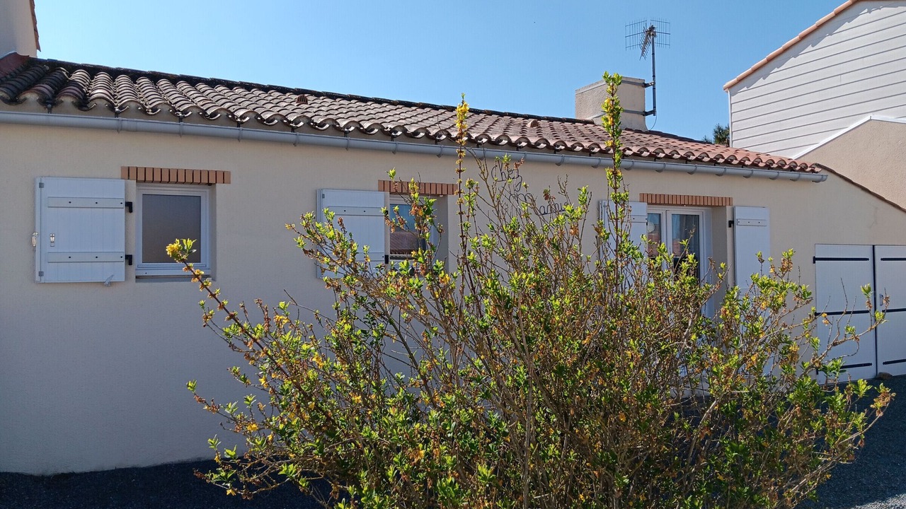 Photo of Outdoor in Grues