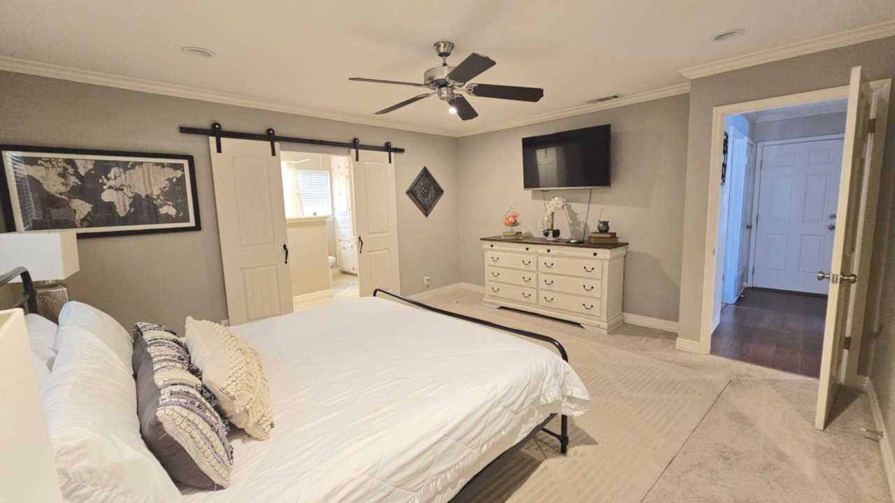 Photo of Bedroom in Temple
