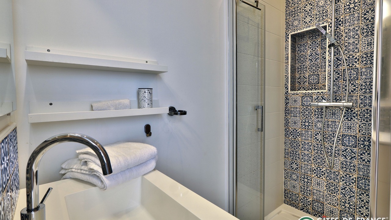 Photo of Bathroom in Saint-Renan