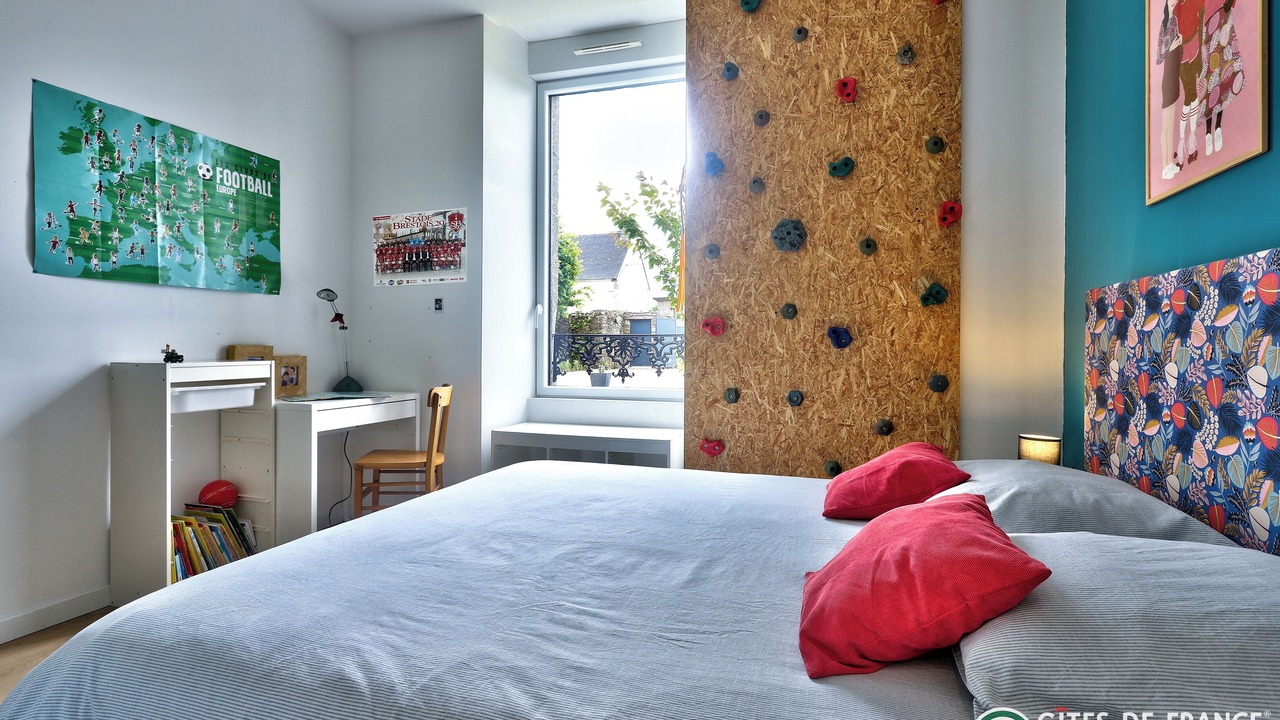 Photo of Bedroom in Saint-Renan