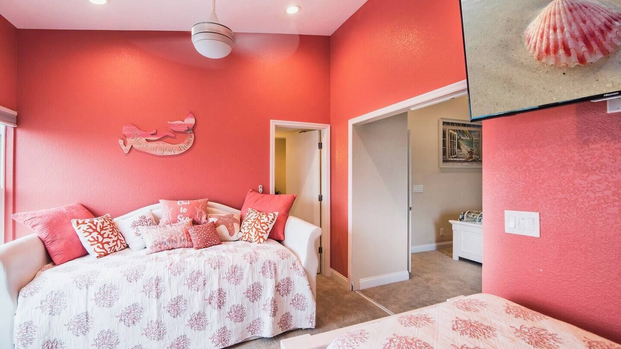 Photo of Bedroom in Redington Shores