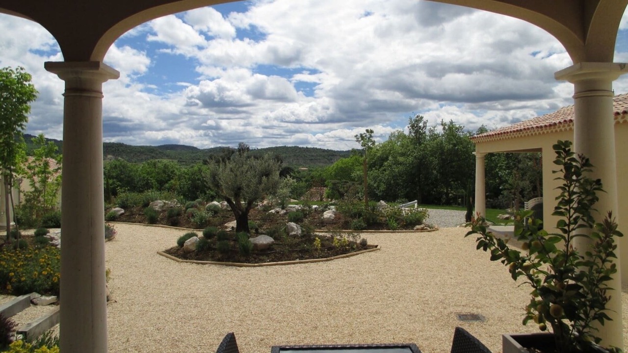 Photo of Outdoor in Vogue