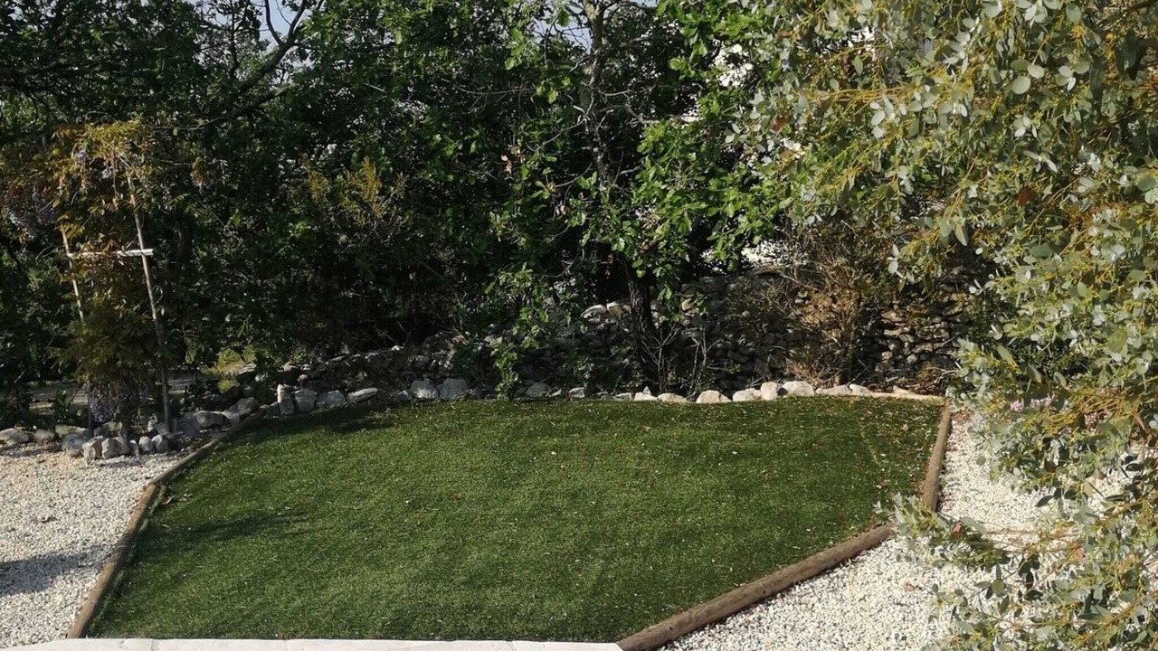 Photo of Outdoor in Vogue