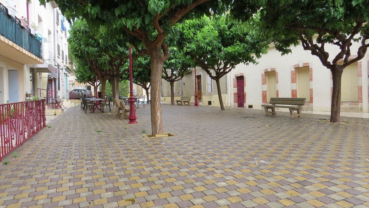 Photo of Others in Servian