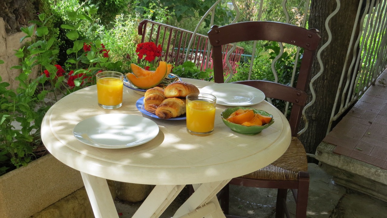 Photo of Patio Balcony in Servian