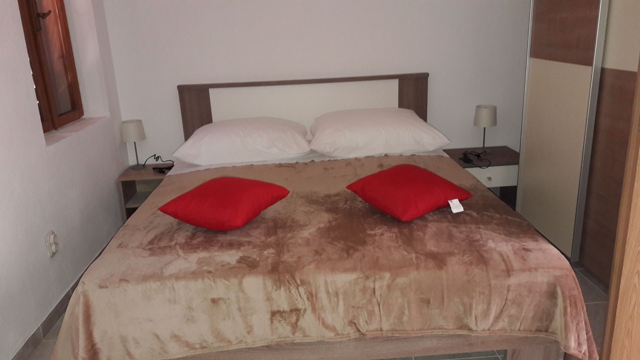 Photo of Bedroom in Komiza