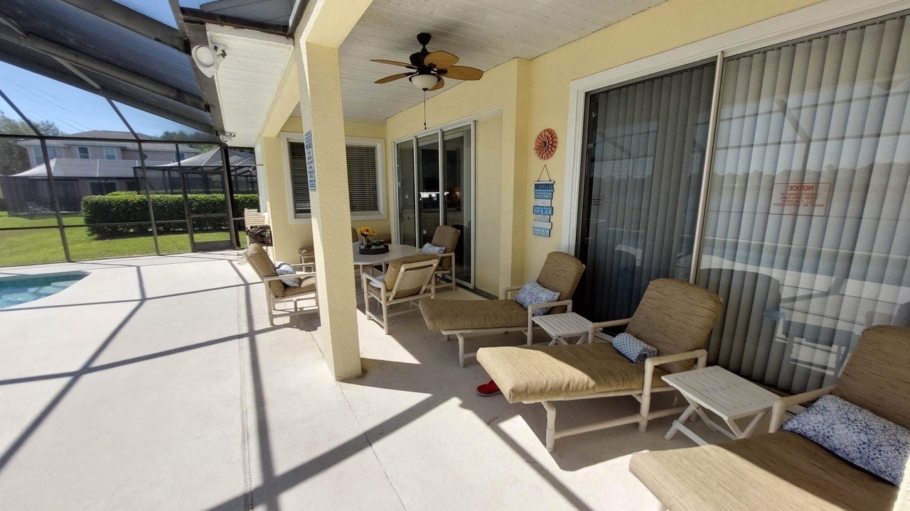 Photo of Patio Balcony in Sunset Lakes