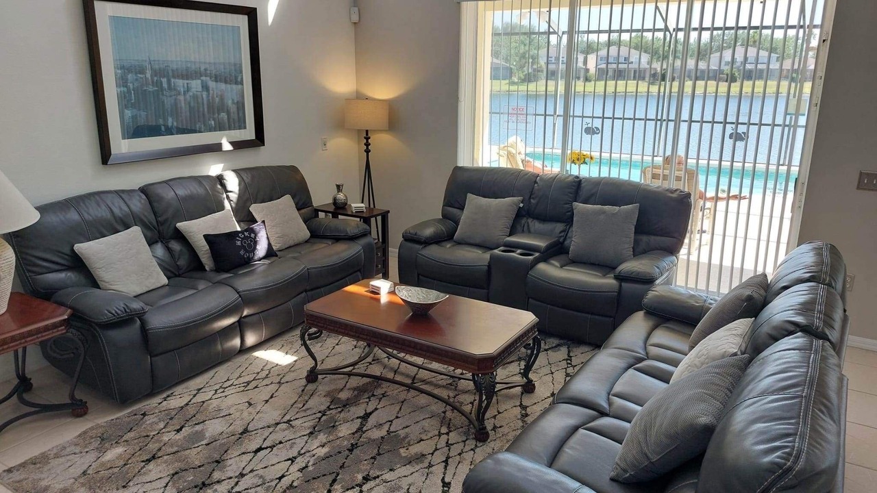 Photo of Livingroom in Sunset Lakes