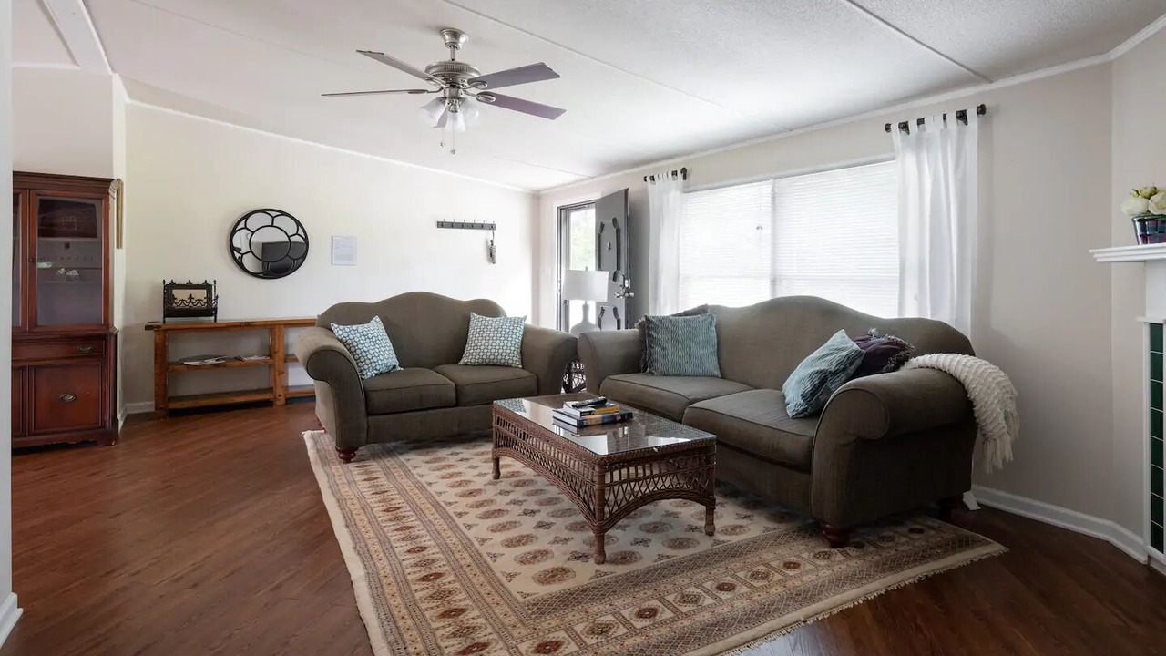 Photo of Livingroom in Franklin