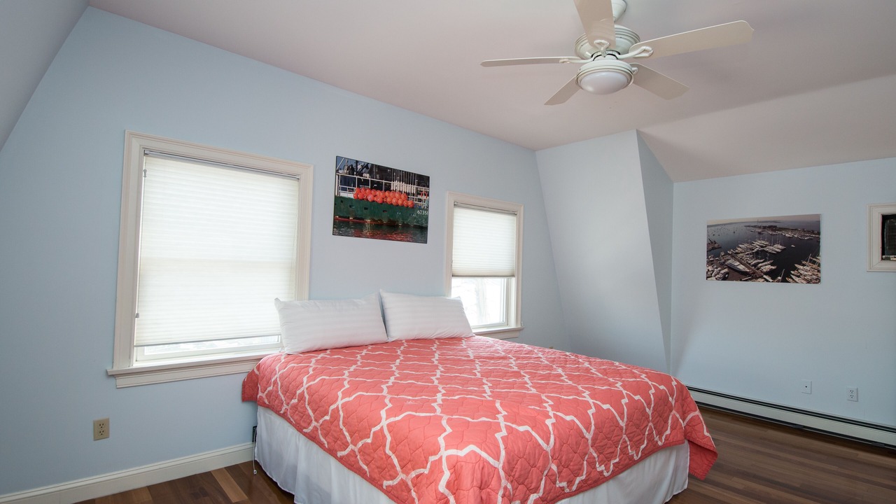 Photo of Bedroom in Yachting Village
