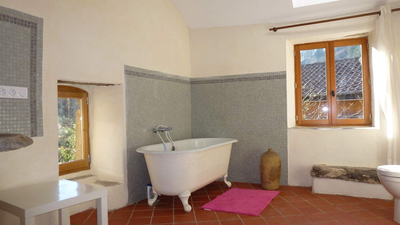 Photo of Bathroom in Saint-Vincent-d'Olargues