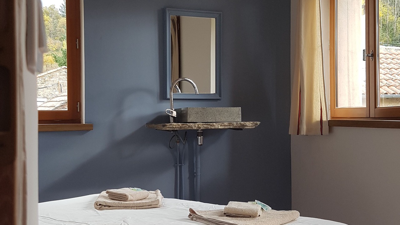 Photo of Bedroom in Saint-Vincent-d'Olargues