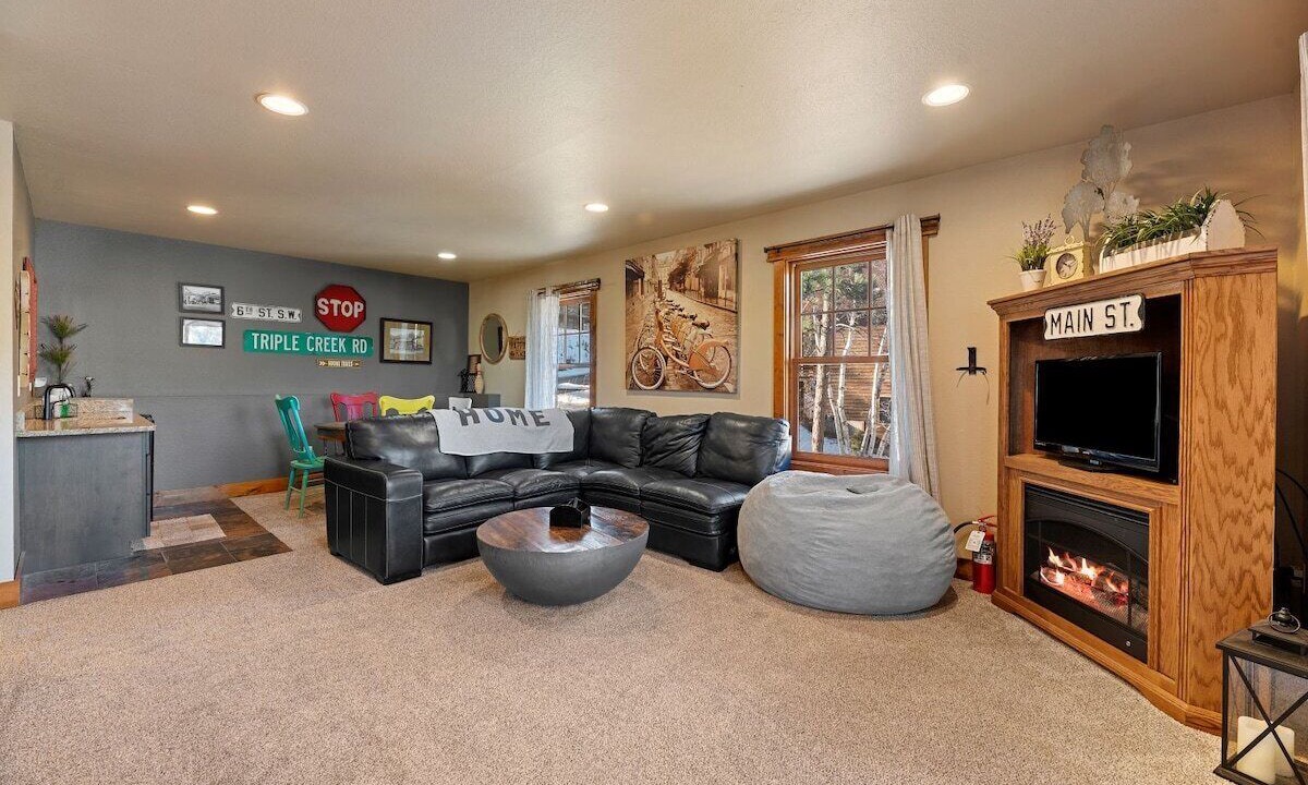 Photo of Bedroom in Deadwood