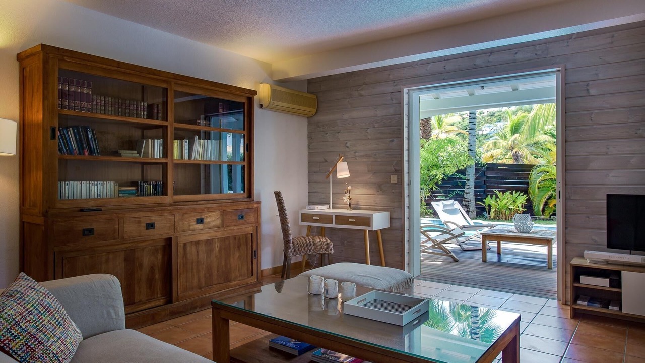 Photo of Livingroom in Orient Bay