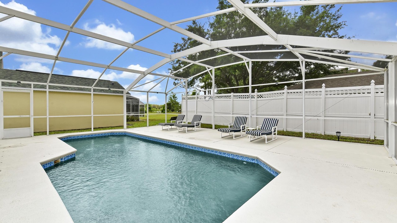 Photo of Outdoor in Loughman