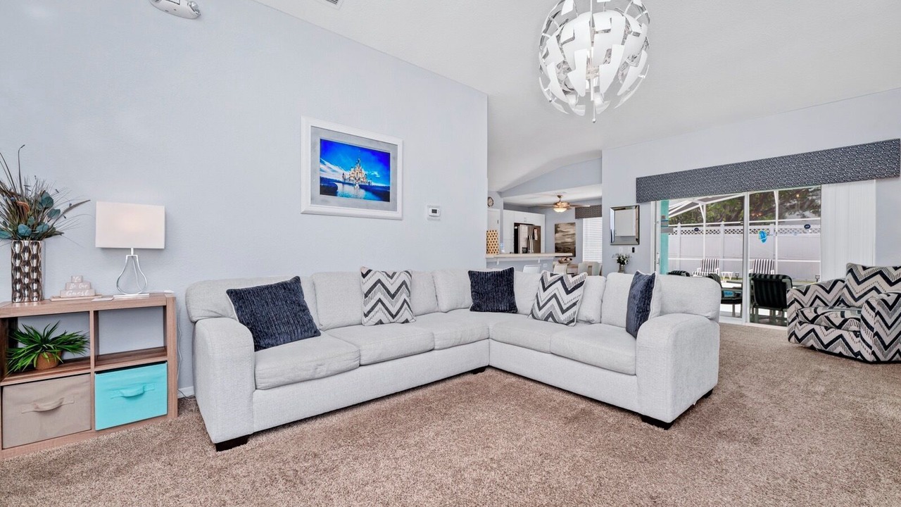 Photo of Livingroom in Loughman