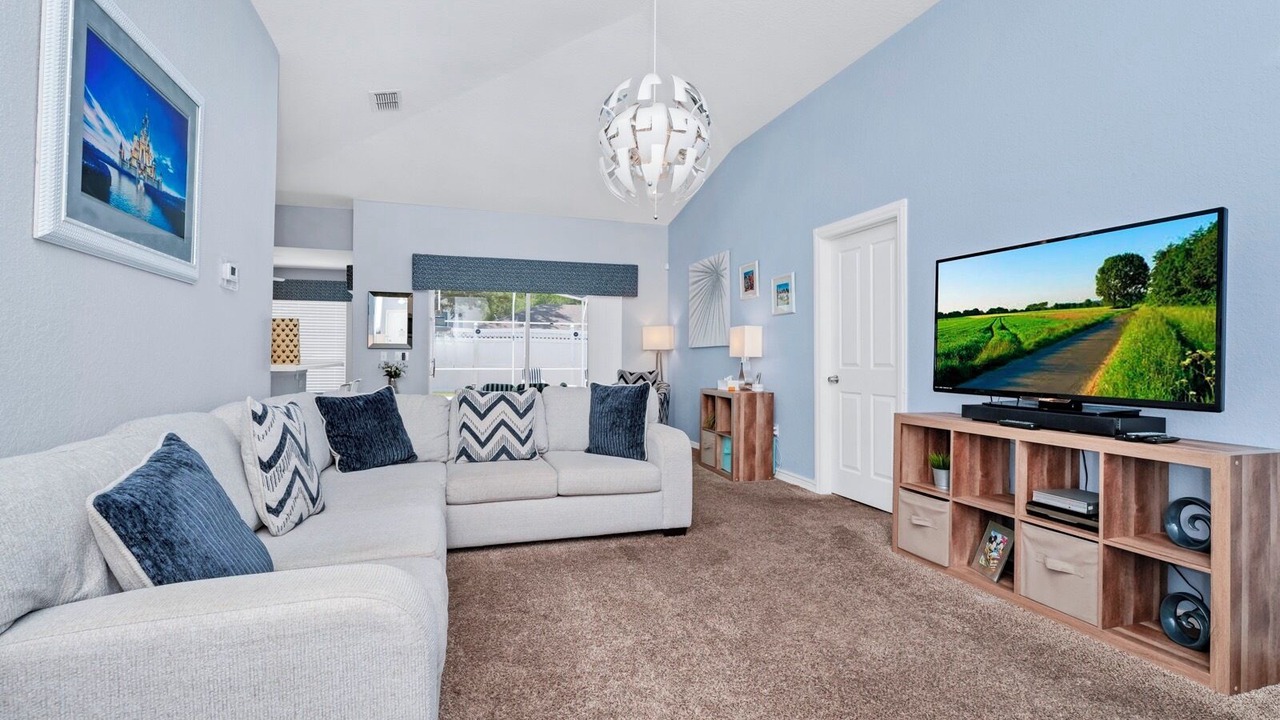 Photo of Livingroom in Loughman