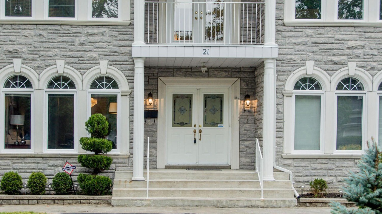 Photo of Outdoor in West Hill